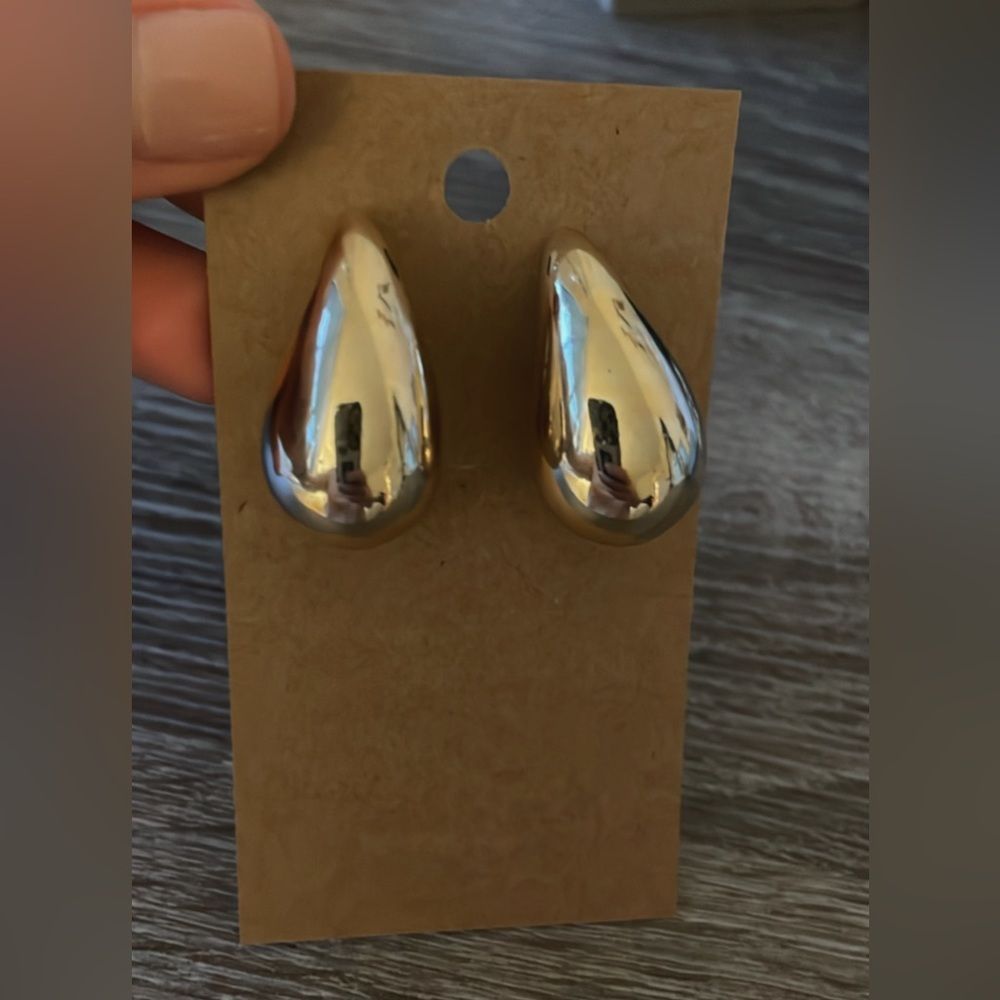 Bottega inspired stud earrings A193 - Picture 5 of 5
